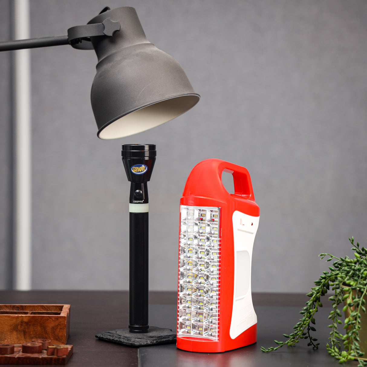 Geepas GEFL51029  Rechargeable LED Lantern & Flashlight | 2-in-1 Combo Emergency Lighting  | 30pcs SMD LED | CREE LED Torch | 60H Working Time | 2 Years Warranty