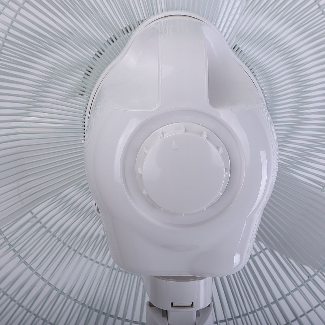 Geepas Rechargeable Standing Fan view 5