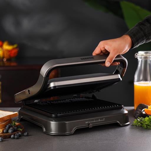 Geepas GGM36539 Grill Maker | 2000W | Stainless Steel Electric Grill with Adjustable Temperature Control| Non-Stick Plates| Drip Tray| Quick Heating| 2 Years Warranty