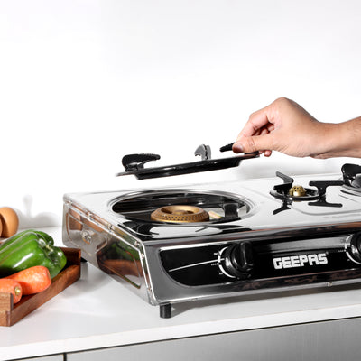 Geepas GK6857 Triple Burner Gas Cooker | Stainless Steel Body| 3  Burners| Auto Ignition System | 5.60kW Powerful Heat Output | Easy Cleaning Design & 2-Year Warranty