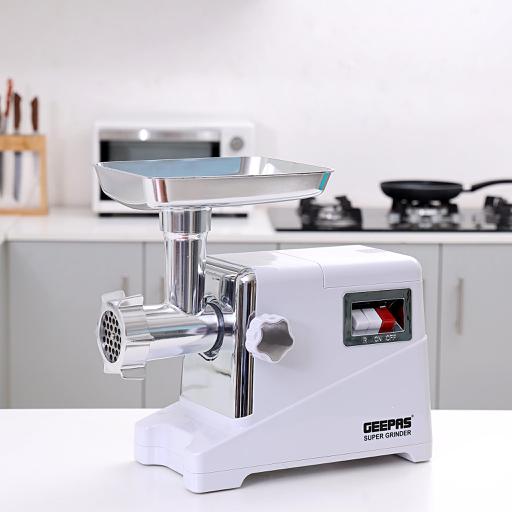 Geepas GMG1911 Meat Grinder | 1600W Powerful Motor| Reverse Function| Stainless Steel Blade| Aluminium Gearbox| 3 Cutting Plates| Sausage & Kebbe Accessories| Food Pusher