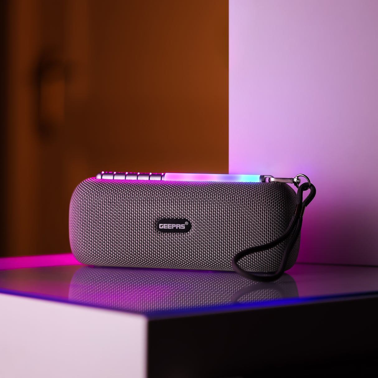 Geepas Rechargeable Bluetooth Speaker- GMS11172| Bluetooth, TWS Function and FM Radio| Lightweight and Portable Design, Hands-Free Calling | Grey
