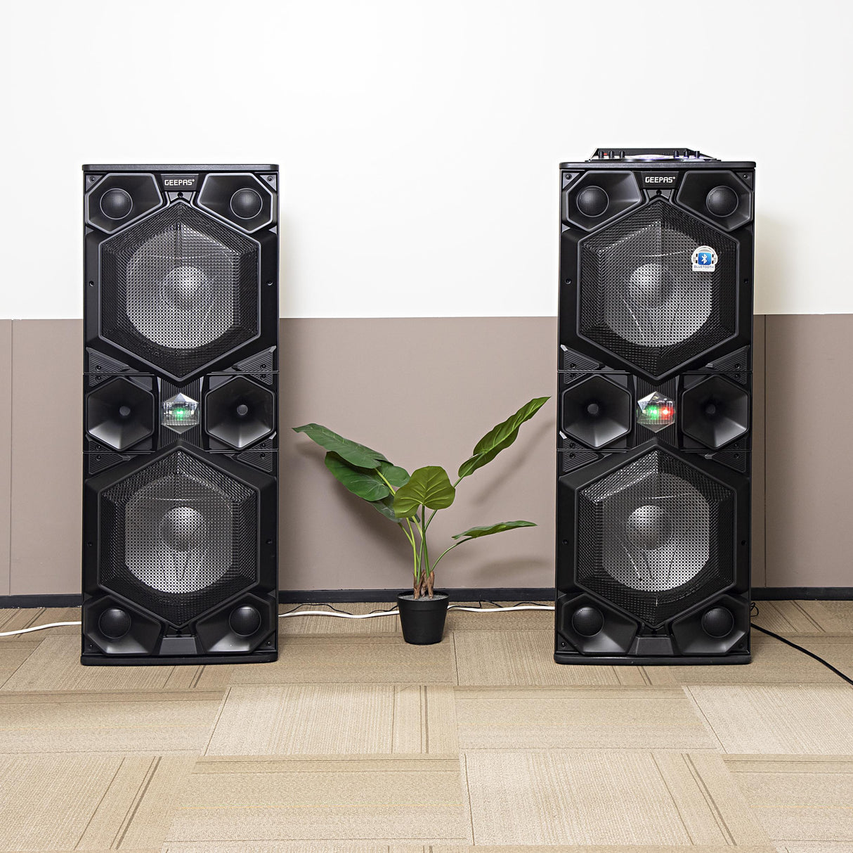 Geepas GMS8569 Professional Active Speaker System | Bluetooth| USB/SD Input| FM Stereo Radio| Wireless Microphone| LED Light| 6-Band Equalizer| 80000W PMPO Power Output