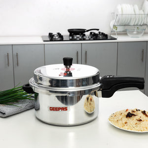 Geepas GPC327 7.5L Induction Base Pressure Cooker - Lightweight & Durable Cooker with Lid, Cool Handle & Safety Valves | 5 Years Warranty