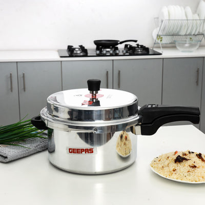Geepas GPC327 7.5L Induction Base Pressure Cooker - Lightweight & Durable Cooker with Lid, Cool Handle & Safety Valves | 5 Years Warranty