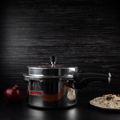 Geepas GPC327 7.5L Induction Base Pressure Cooker - Lightweight & Durable Cooker with Lid, Cool Handle & Safety Valves | 5 Years Warranty
