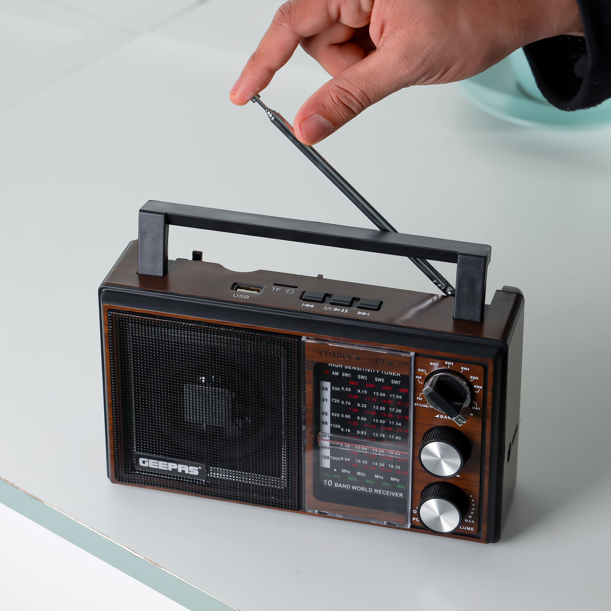 Geepas GR6842 Rechargeable Radio - BT/USB/SD /TF Music Player | Bluetooth Speaker | Lightweight Portable FM Radio | 10 Band Radio  | Stylish Retro Design