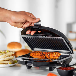 Geepas 3-in-1 Multi Snacks Maker GGM36534 | 1400W Powerful Performance| Includes Grill, Waffle & Sandwich Plates| Non-Stick Coating| Easy Cleaning|  2-Year Warranty