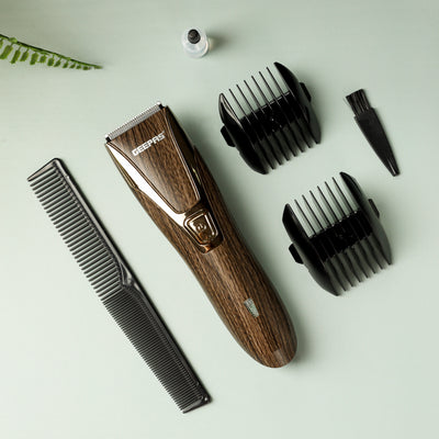 Geepas GTR31N Rechargeable Hair Clipper | Stainless Steel Blade| 600mAh Rechargeable Battery| Cordless Operation| Precision Cutting| Easy Maintenance| 2-Year Warranty