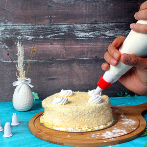 Royalford RF1661 Icing PVC Bag| reusable cake decorating tool with durable PVC| gripped handle for control & dishwasher safe, perfect for baking and icing tasks|