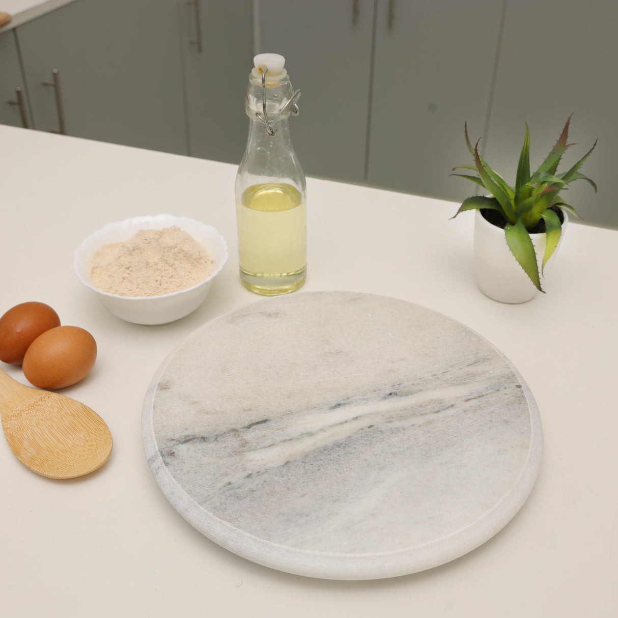 Royalford RF10139 Marble Chapati Table 10 Inch | 100% Natural Stone Roti Rolling Board | 3cm Thick Heavy Base | Polished Surface | Ideal for Chapati, Roti & Paratha