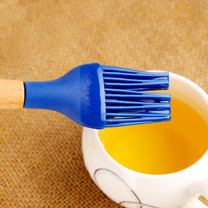 Royalford RF10646 Silicone Oil Brush with wooden handle|  food-grade silicone, Heat-resistant & hygienic| durable basting brush ideal for cooking & oiling tasks|