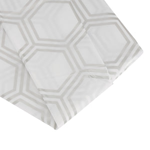 Royalford RF12450 PEVA shower curtain 180x180cm| water-repellent, quick-drying and machine washable| odourless and chlorine-free curtain ideal for modern bathrooms|