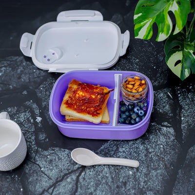 Royalford RF7223 Lunch Box 950ml| airtight lid with secure locking clips| made from durable food-grade material| Ideal for leak-proof storage, keep meals fresh|