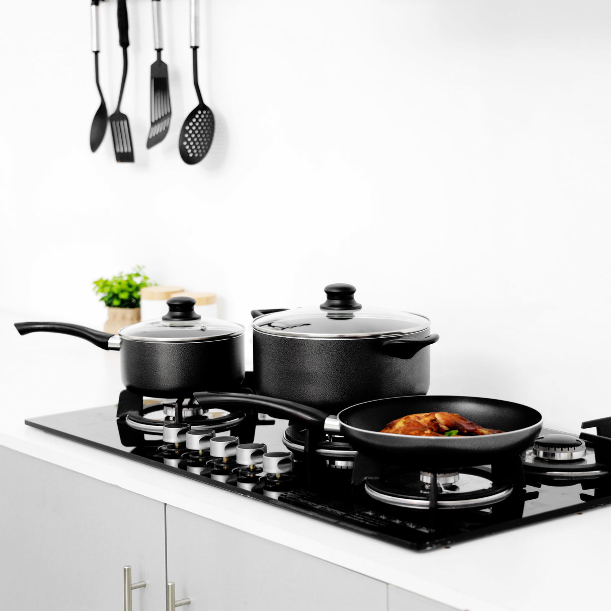 Royalford Aluminum 7 pieces cookware set RF8948 with non-stick coating and stainless steel Frames, Sauce pan, fry pan, casserole set, and 2 nylon tools included