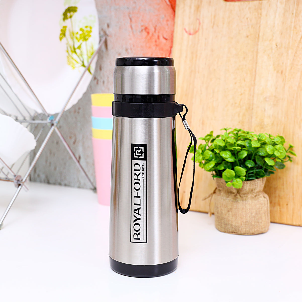 Royalford RF9459 Vacuum Bottle 600ml | Stainless Steel Double Wall Insulated Hot & Cold Water Bottle | Leak Resistant Lid for Office, Travel , Gym &  Outdoor Use