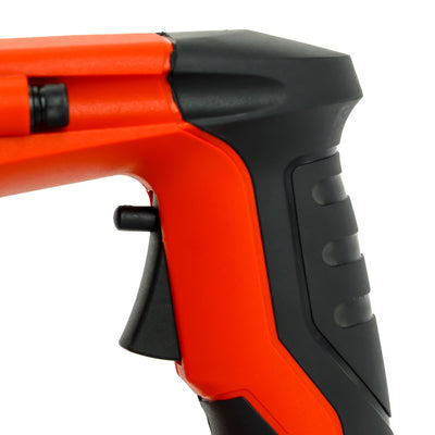 Geepas 1300W Chipping Hammer, 3800 IPM, SDS Max, Ergonomic Grip – GCH1370-240