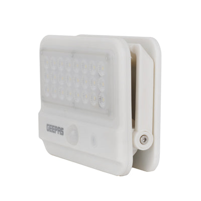 Geepas Solar LED Wall Light-GESL55145/Energy Efficient Design/Motion Sensor/Dual Induction Modes/Solar DC Input,IP54 Waterproof Rating/10-12 Hours Working/2 Year Warranty