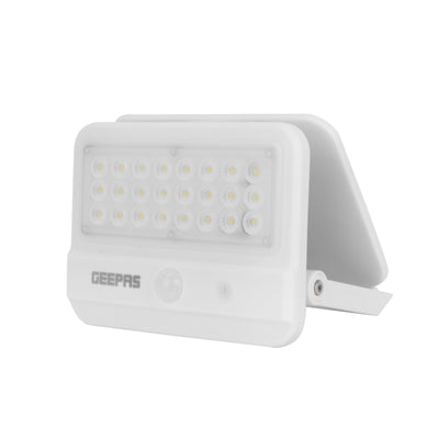 Geepas Solar LED Wall Light-GESL55145/Energy Efficient Design/Motion Sensor/Dual Induction Modes/Solar DC Input,IP54 Waterproof Rating/10-12 Hours Working/2 Year Warranty