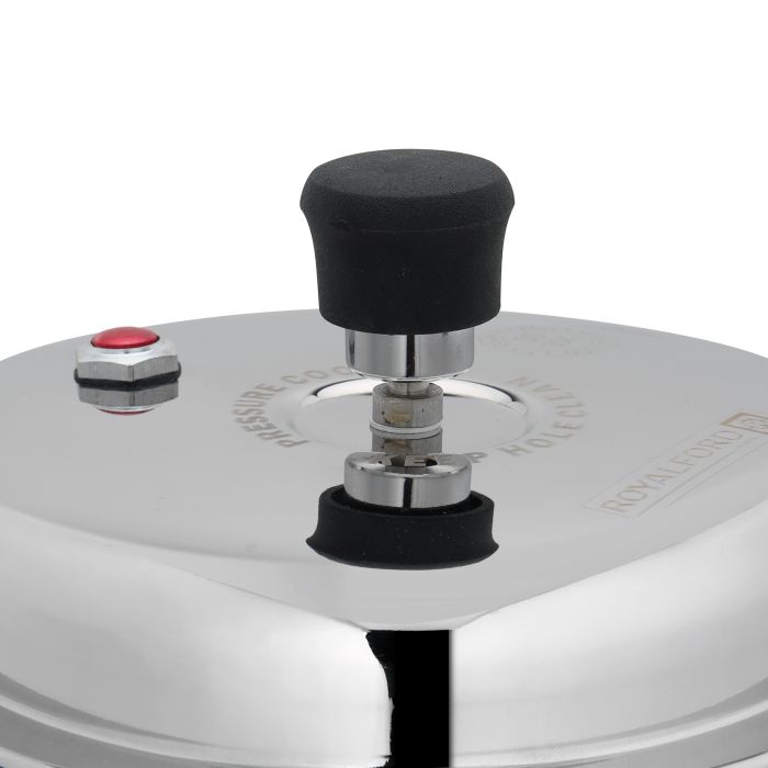 3 Liter Stainless Steel Pressure Cooker, RF10184 | Metallic Safety Plug | Controlled GRS | Compatible With Induction, Hot Plate, Halogen, Gas
