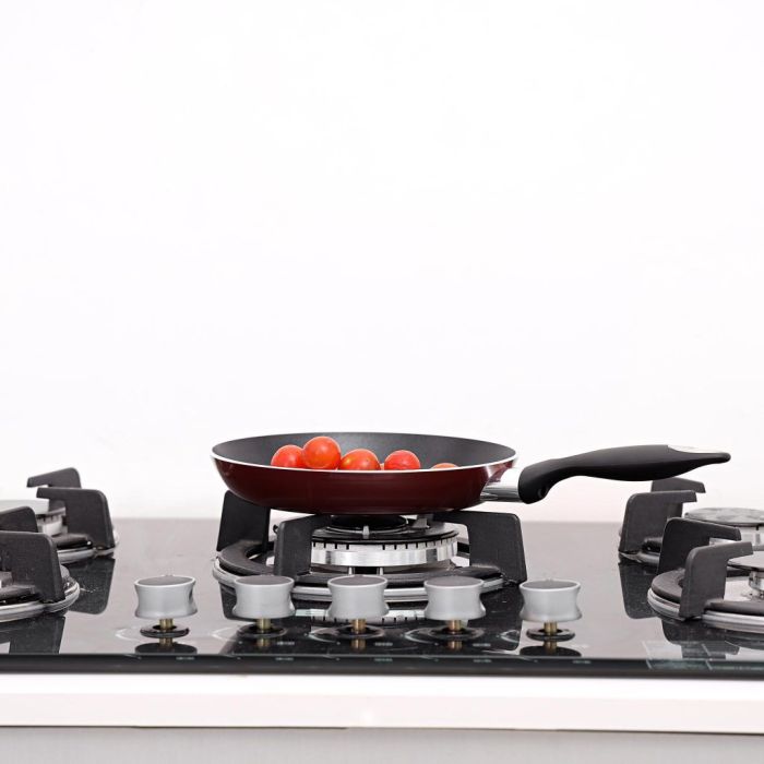 Frying Pan, 22 cm- Aluminium Non-Stick Fry Pan - Ergonomic Handle - Saute Pan/Deep Frying Pan- Suitable for Multiple Hob Types - Ideal for Frying Sauting Stir Frying