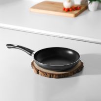 Royalford 22 CM Aluminum Fry Pan- RF11857| Strong Aluminum Body With Non-Stick Coating And Bakelite Handle| Compatible With Hot Plate, Halogen, Ceramic And Gas Stovetops| Perfect For Frying, Sauting, Tempering| Black
